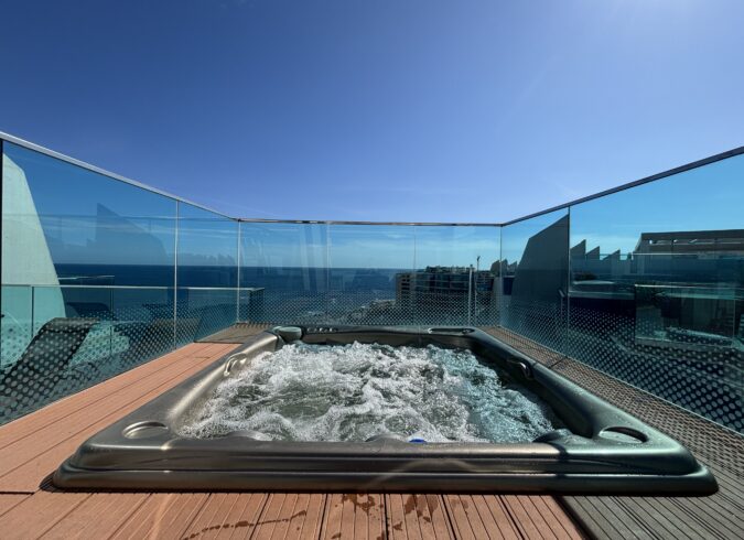 Luxury Penthouse with a private jacuzzi